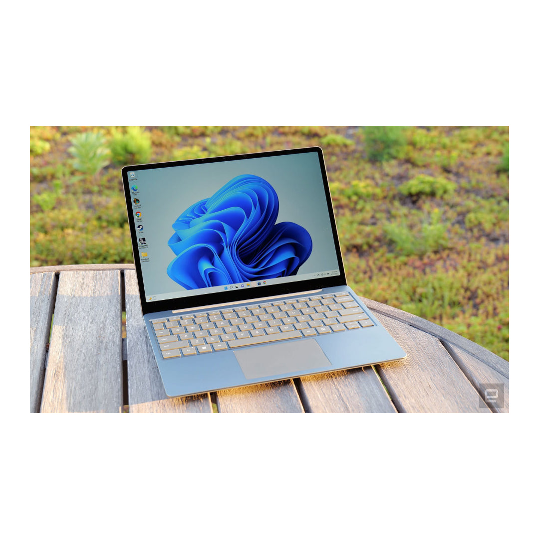 Microsoft Surface Laptop 2 | Core i5-8th Gen | 8 x 256 GB | 13" Display