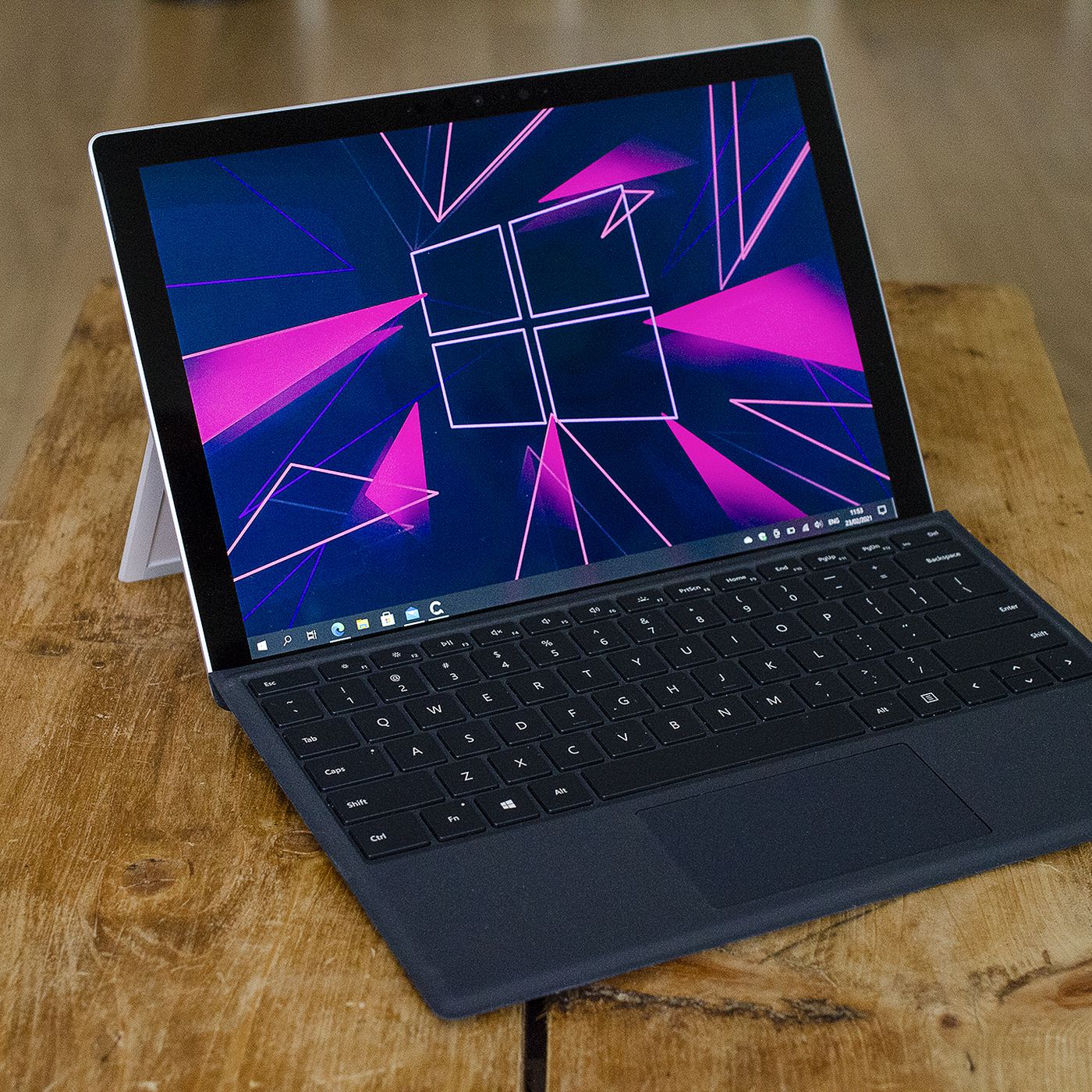 Microsoft Surface Pro 5 | Core i7-7th Gen | 8 x 256 GB